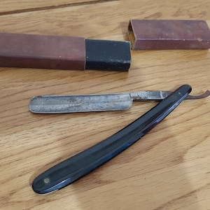 Antique Carl Friedrich Ern Straight Razor: German Cut Throat Razor
