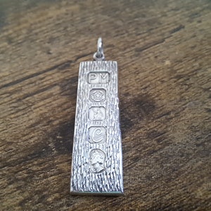 Vintage Silver Ingot, Pobjoy Mint Ltd, 1977, Ingot Pendant, fine jewellery, Solid Silver