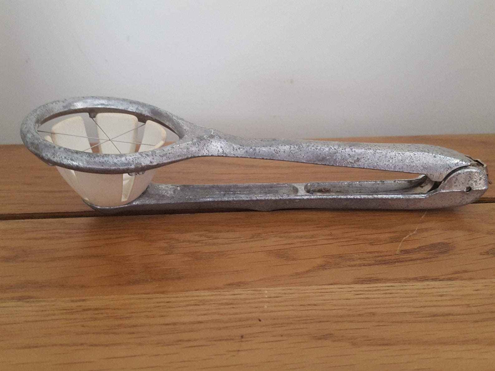 Vintage Egg Slicer Kitchen Tool Etsy