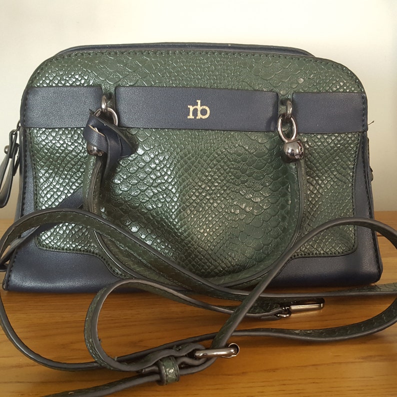 best hard trolley bags