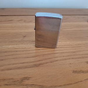 Vintage Lighter, collectable, flip lid, UNTESTED