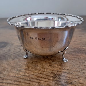 Antique Adie Bros. Ltd hallmarked Birmingham Solid Silver Bowl, dated 1936, Claw Footed Deep Bowl, 63g