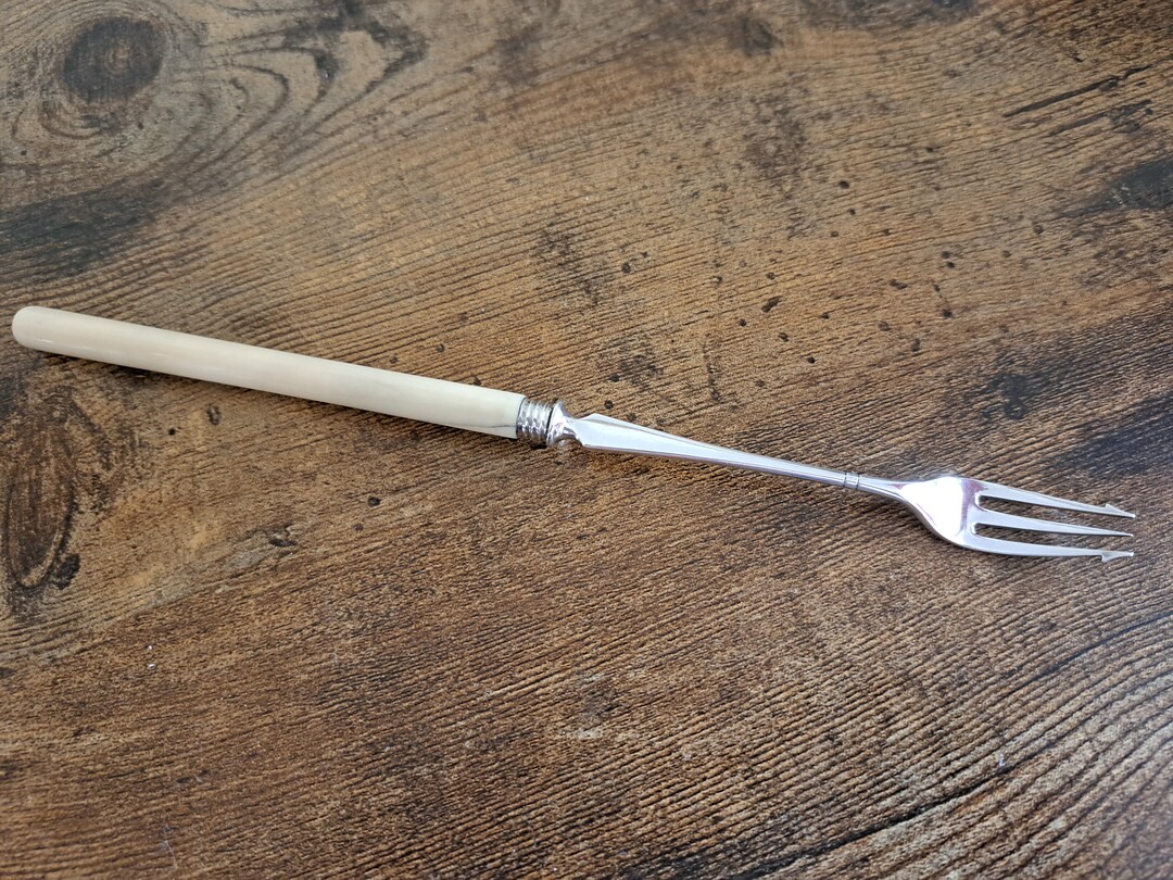 Hallmarked Silver Long Handled Pickle Fork, Sheffield 1894, John Round