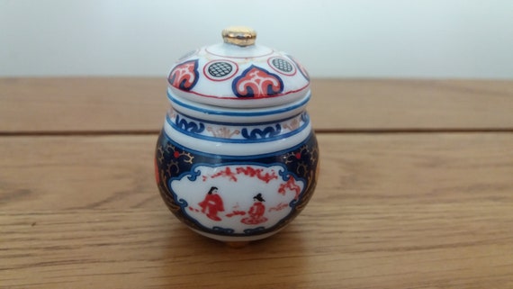 Spanish Porcelain Del Prado Trinket Ring Pill Box