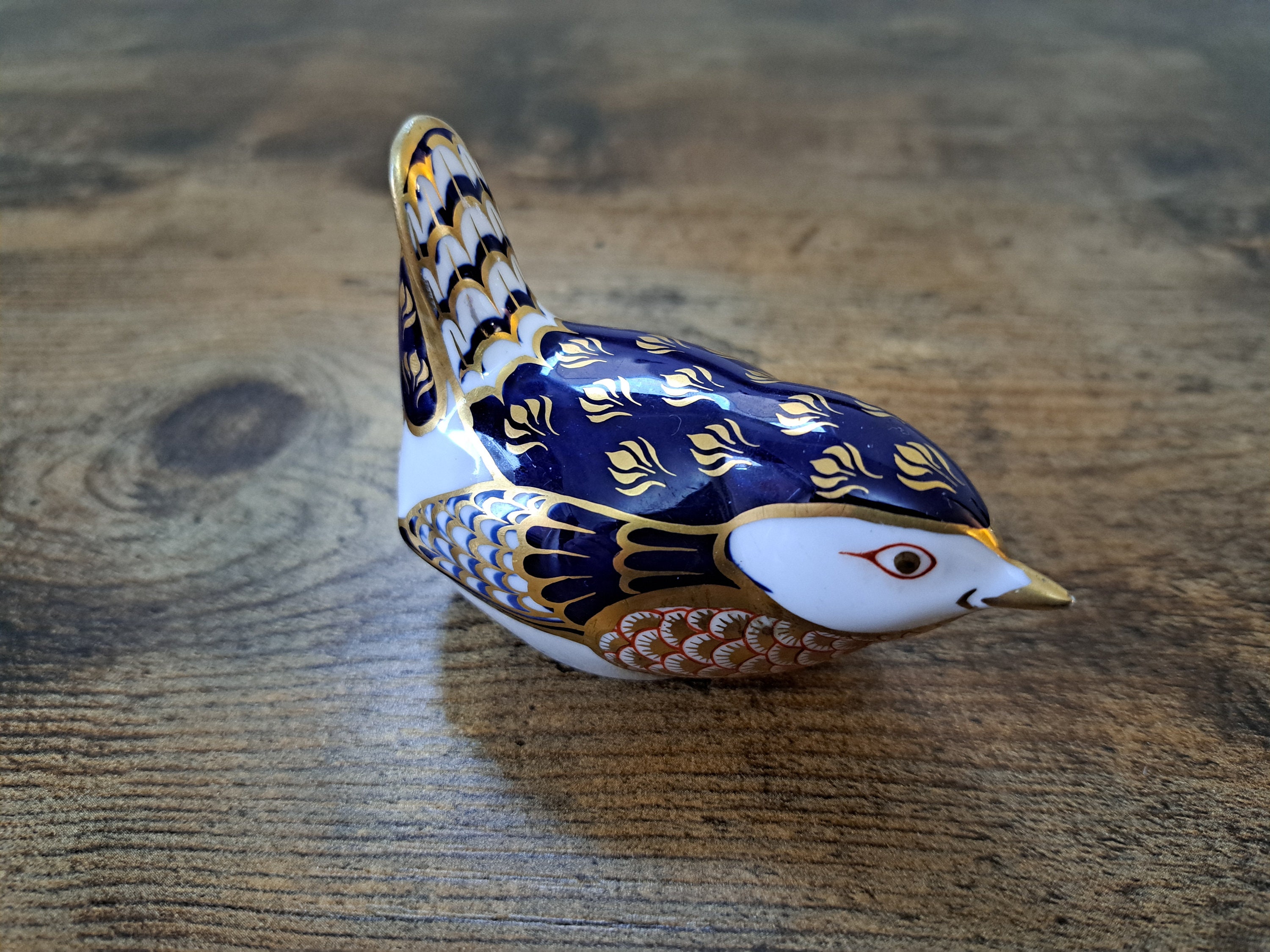 Vintage Royal Crown Derby Wren: Handpainted Bone China Bird