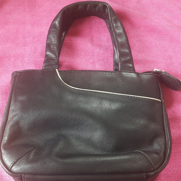 Radley Black Leather Bag, Designer handbag, ladies purse, scottie dog, small radley top handle bag