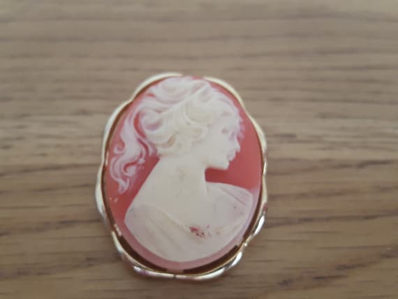 Broche Camée Ancienne En Coquille - Thème Diane/Grèce Antique - Occasion