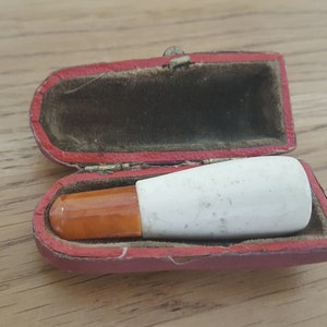 Antique Cased Cigar Holder, Meerschaum cheroot holder