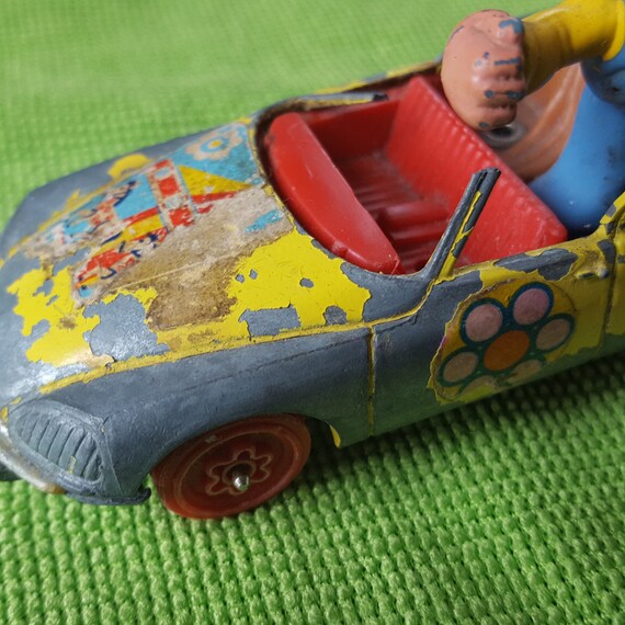 corgi magic roundabout car