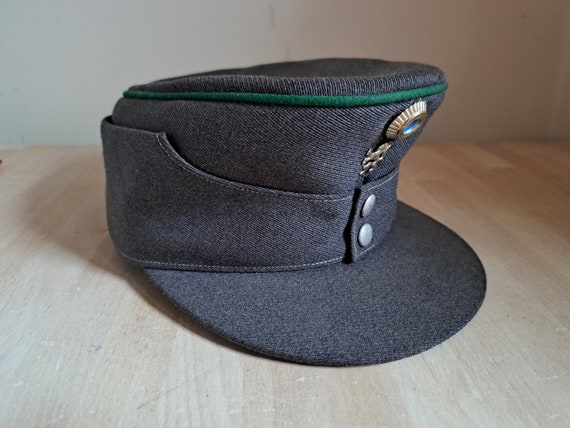 Vintage cheap peaked cap