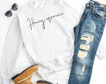 Couples Matching Honeymoon Sweatshirts, Honeymoonin Hoodie, Wedding Gift, Mr and Mrs Matching Sweatshirts, Christmas Gift for Newlywed