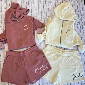 Custom bridesmaid pajama set, bridal party pjs, bridesmaids getting ready outfit, bridesmaid sweatsuit, custom bridesmaid gift, Short B176