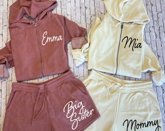 Custom bridesmaid pajama set, bridal party pjs, bridesmaids getting ready outfit, bridesmaid sweatsuit, custom bridesmaid gift, Short