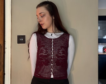 Rozeknopje met knoopsluiting ~ Haakpatroon filet