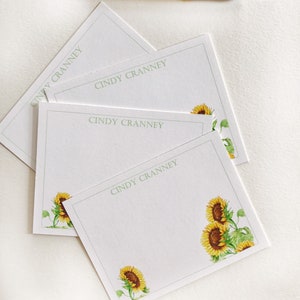 Gepersonaliseerde briefpapier, zonnebloemillustratie, aangepast cadeau voor haar, jouw naam, notitiekaartenset, kantoorbenodigdheden, organisatie thuiskantoor