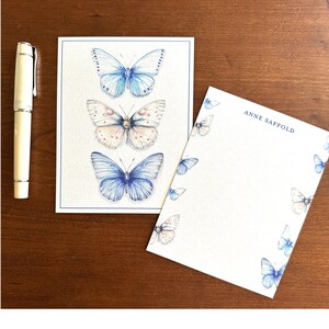 Gepersonaliseerde briefpapier set handgeschilderde vlinderkaarten aquarel cadeau voor haar Set van tien platte kaarten persoonlijk cadeau bedankt