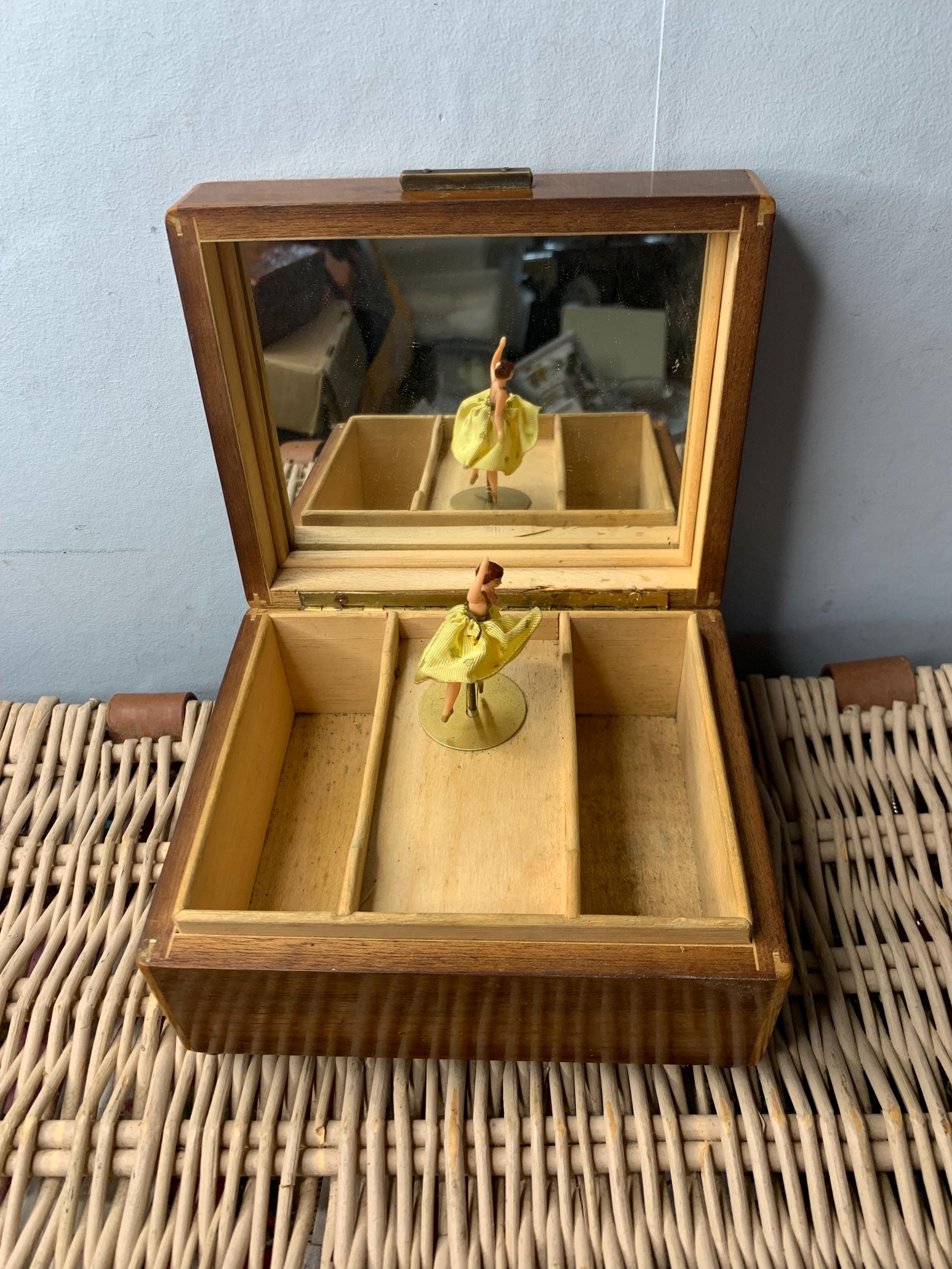 Lady mate music box - Etsy 日本
