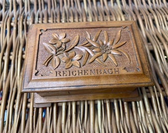 Vintage Reuge Swiss Chalet Music Box – Edelweiss Tune Wooden
