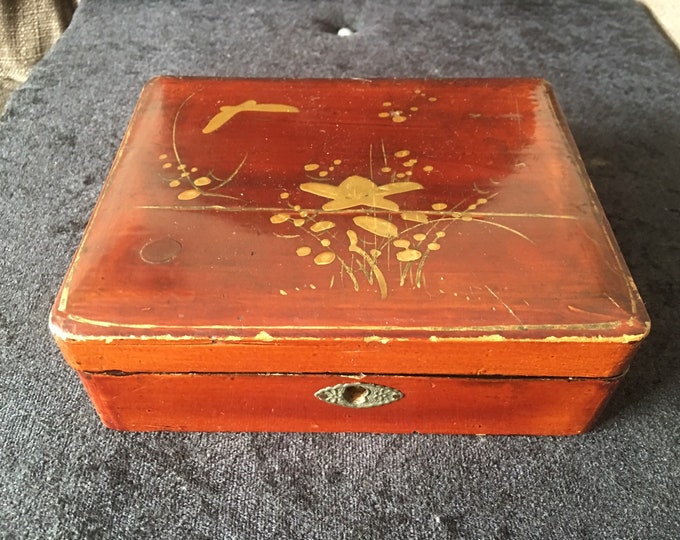 Vintage Japanese Lacquer Jewellery Box With Gold Butterfly and Etsy UK