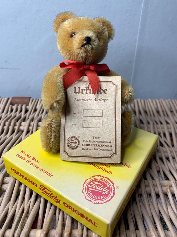 Vintage Hermann Original Miniture Teddy Bear Complete With All His