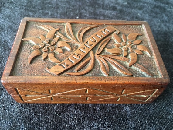 Boîte à Bijoux Bretonne Sculptée En Bois - Vintage, Ancienne, Décor Fleuri - Occasion