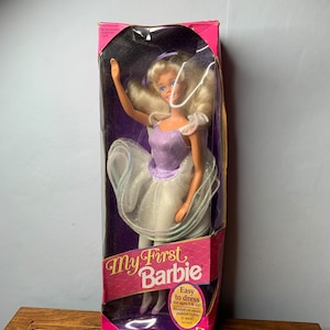 BARBIE Barbie ballerine bleue pas cher 