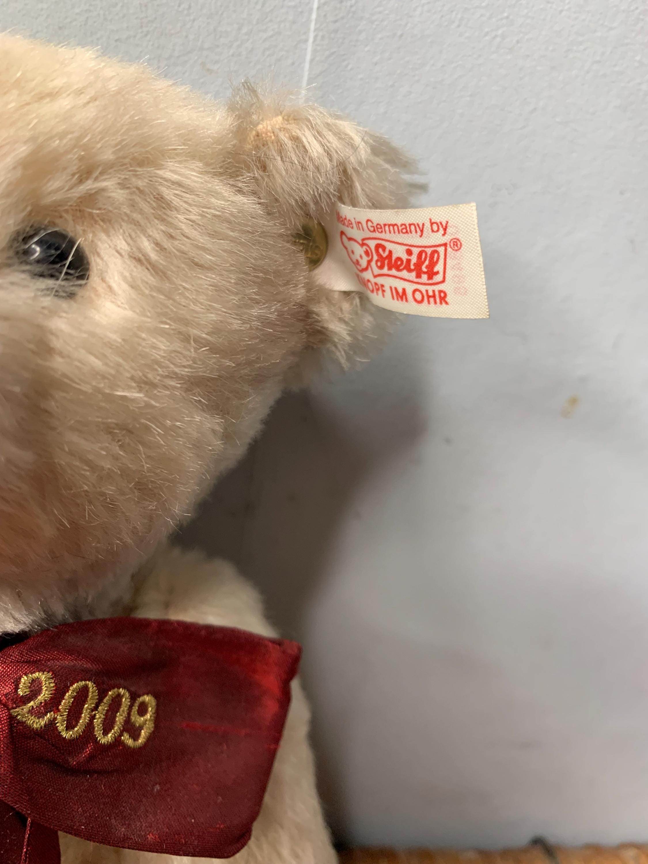 STEIFF Anniversary Margaretes Rose Mohair Limited Edition With Red