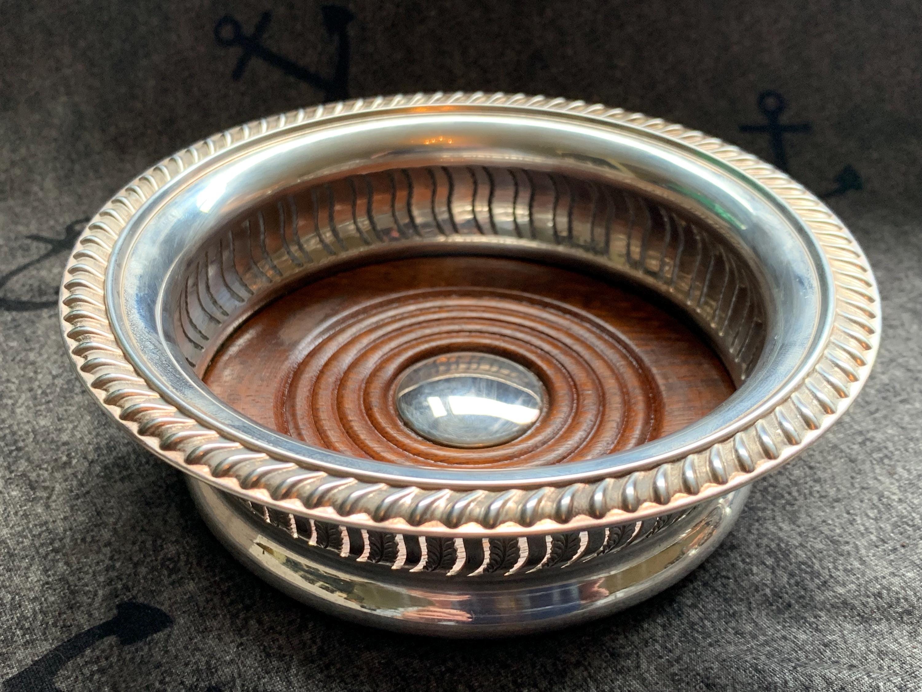 ♥Barker Ellis（バーカーエリス）シルバー脚付き皿 アウトレット品 ♥Barker Ellis（バーカーエリス）シルバー脚付き皿 アウトレット品