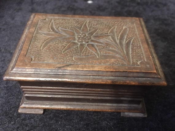 Early Antique Black Forest Puzzle hand carved woo… - image 2