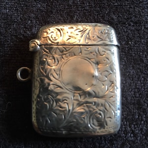 Vesta in argento massiccio di S Blanckensee and Son del 1910