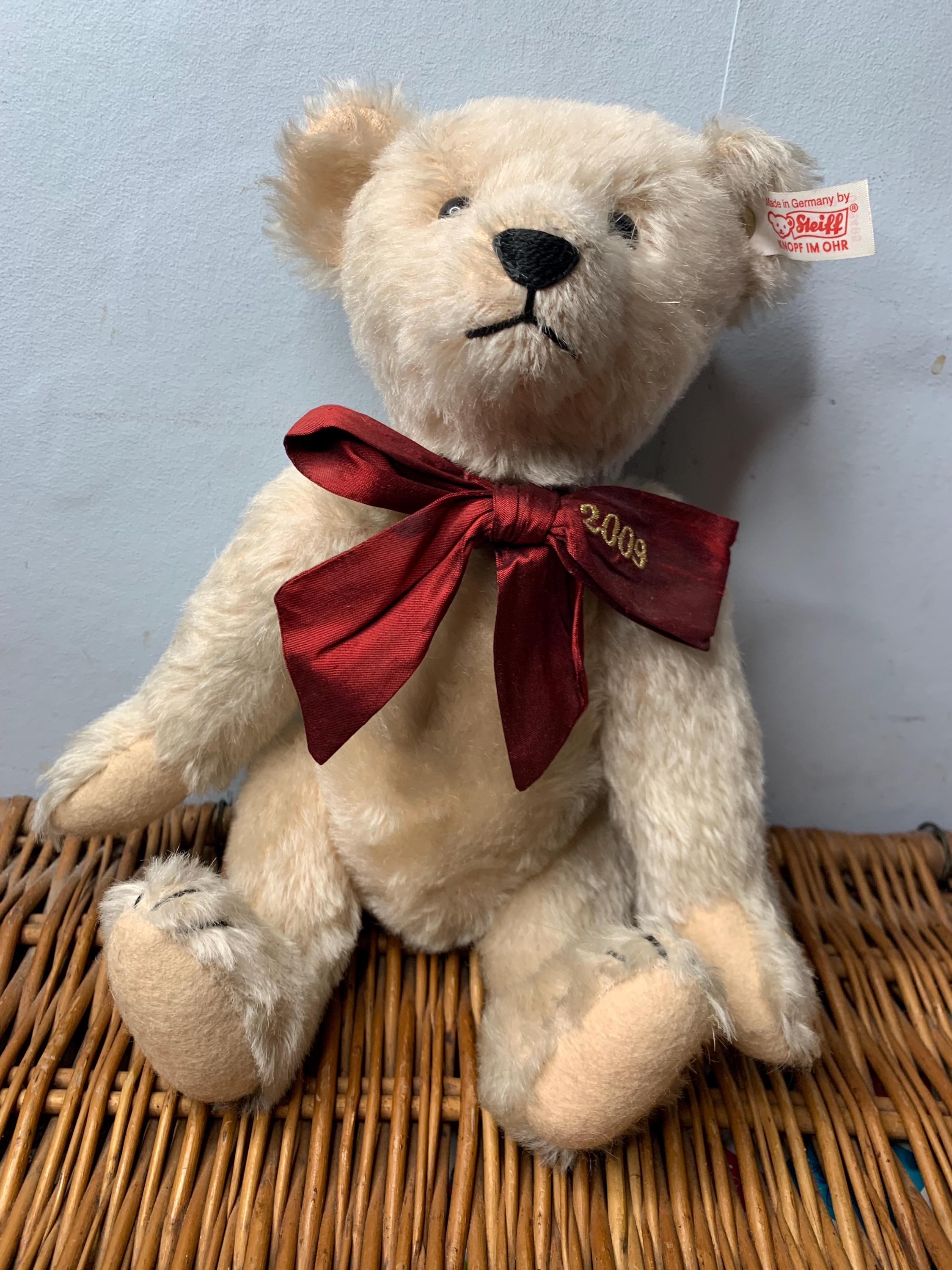 STEIFF Anniversary Margaretes Rose Mohair Limited Edition With Red