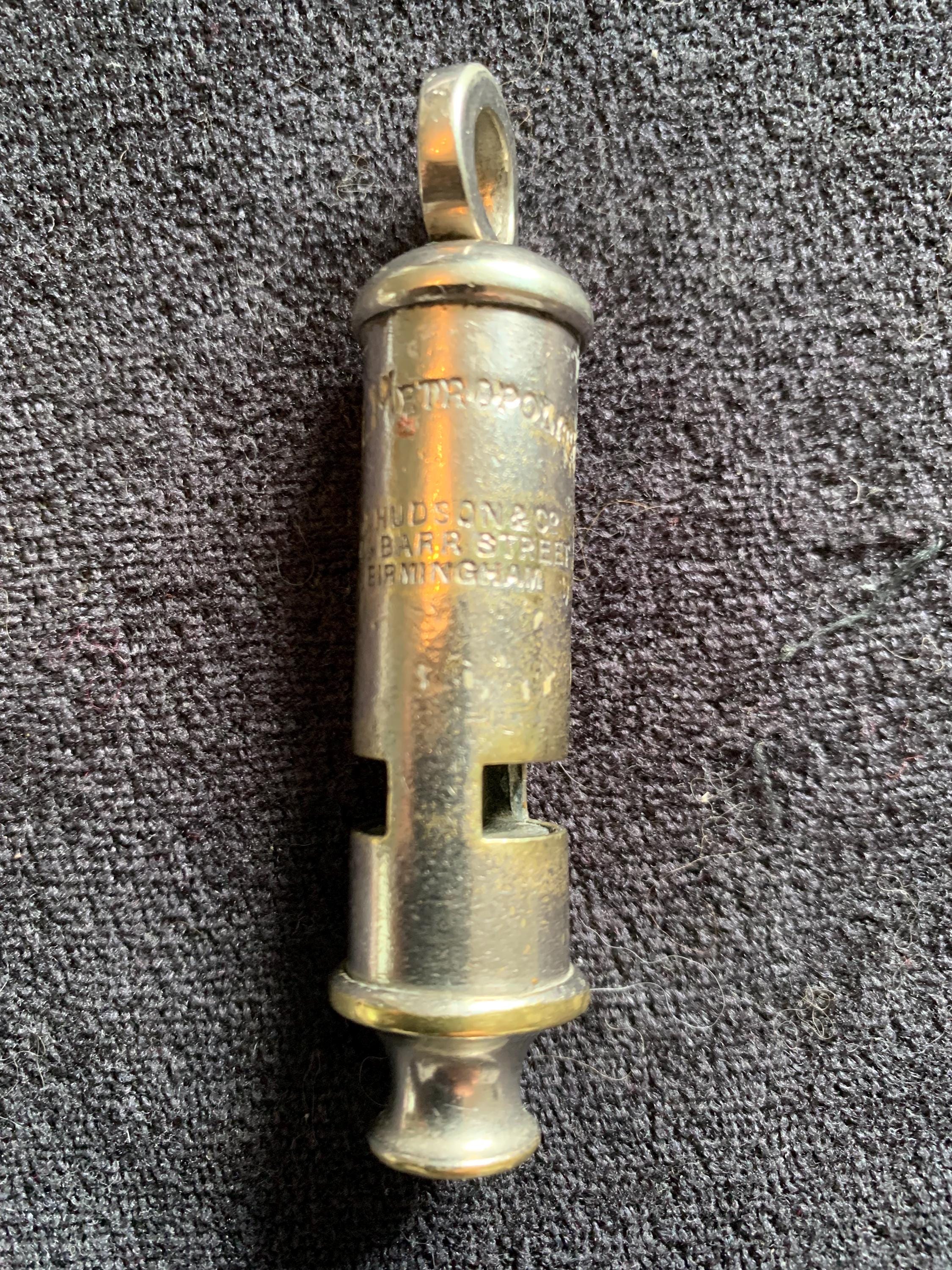 Sifflet Vintage Police / Train / Incendie - Métropolitain - Fabriqué Angleterre