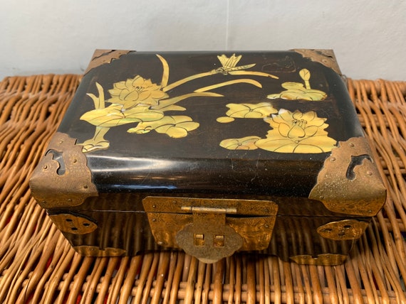 Portagioie in madreperla Scatola di legno Organizzatore di accessori Portagioie fatto a mano in lacca di conchiglia di abalone Regalo di nozze orientale  15