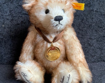 Rare STEIFF Scorpio Mohair Teddy Bear 24cm EAN654947 with Medal