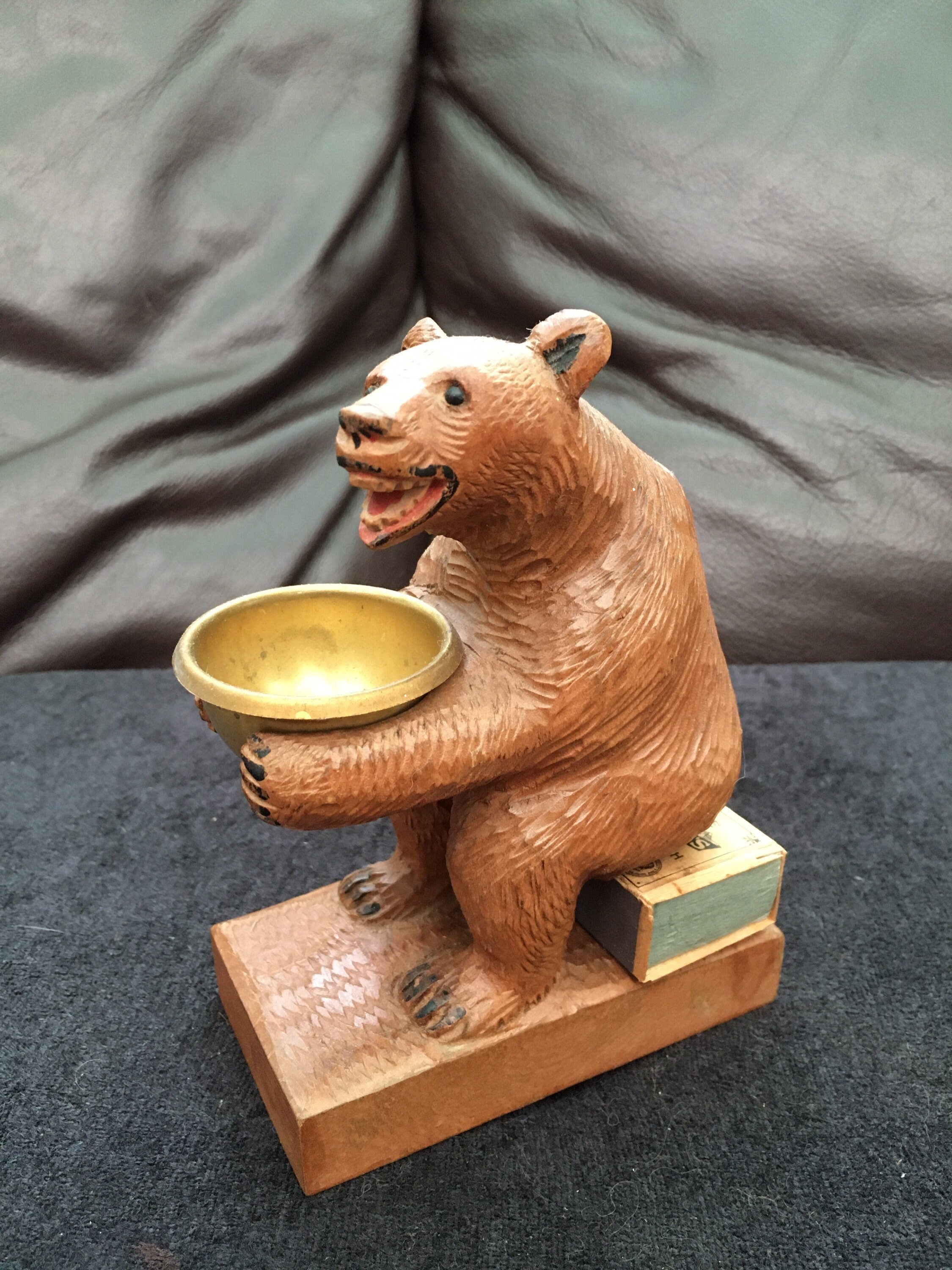 鷹と熊 図録　Vintage Carved Wooden Bear & Hawk 図録│ 鷹と熊 -Vintage Carved Wooden Hawk & Bear- | B