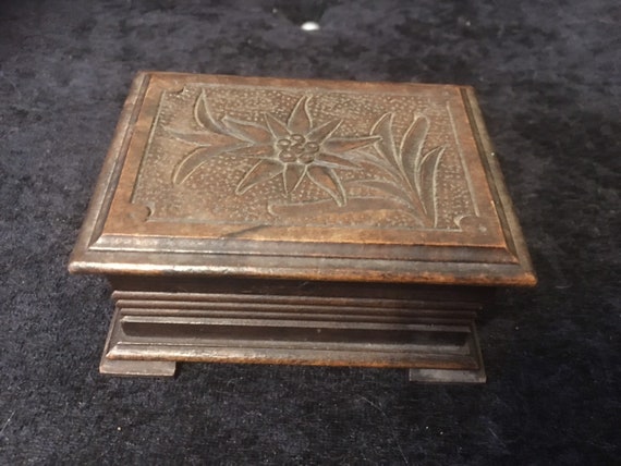 Early Antique Black Forest Puzzle hand carved woo… - image 1