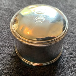 Canada Coin Paperweight Replica 1 oz gold (RHA) Canada Coin Paperweight Replica 1 oz gold (RHA)