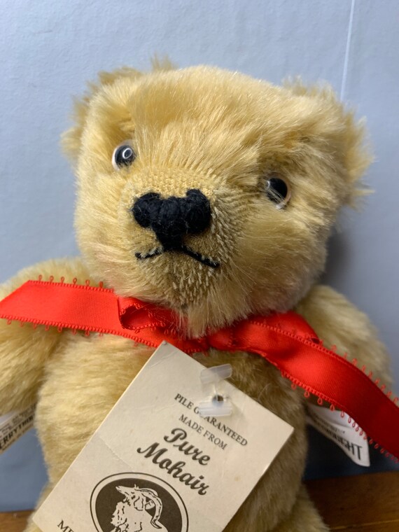 Merrythought モヘア ウェディングドール Merrythought Limited Edition Mowhair Classic Bear With Red Bow