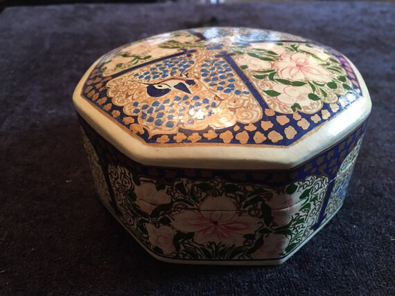 Vintage Made in India Lacquer jewellery box Pappier Machie 12*7*8 cm