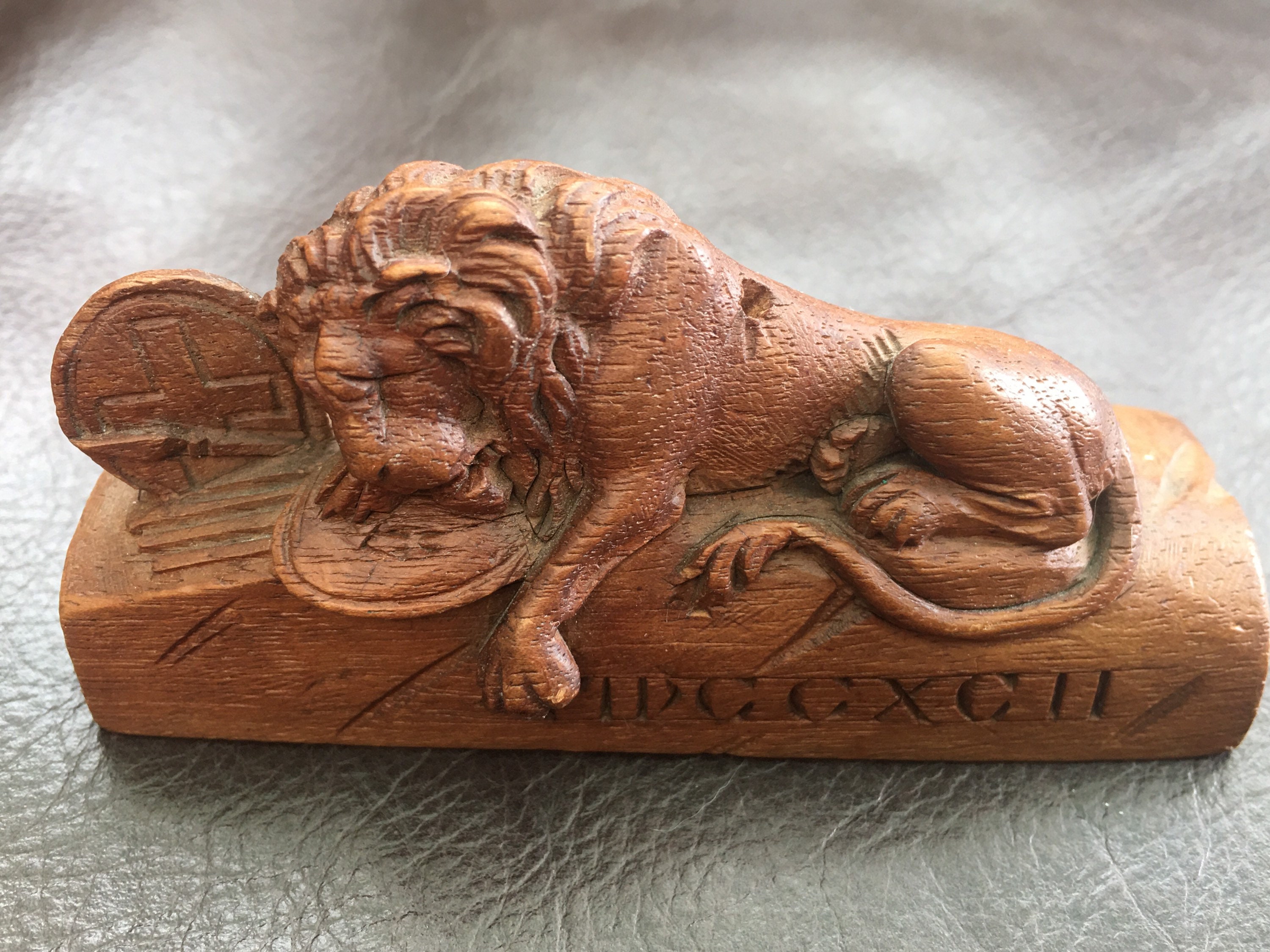 Antique Swiss Black Forest Carved Wood the Lion of Lucerne