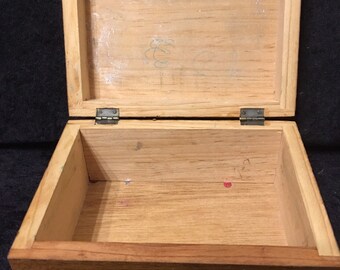 鳩が描かれたヴィンテージの象嵌細工木箱 - Etsy 日本