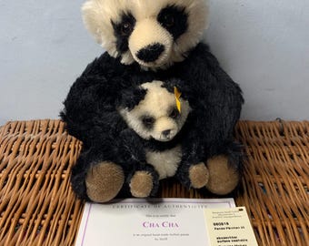 STEIFF オリジナル クラシック ステッデッド パンダ ベア 24 cm EAN