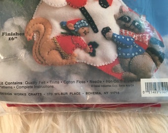 DESIGN WORKS #5029 Frosty Snowman & Woodland Characters Felt