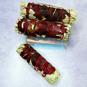 White Sage& Rose Smudge Bundle | Sage Stick | Herb Bundle | Ritual, Ceremony, Meditation, Altar, Smudging | Floral Sage Smudge