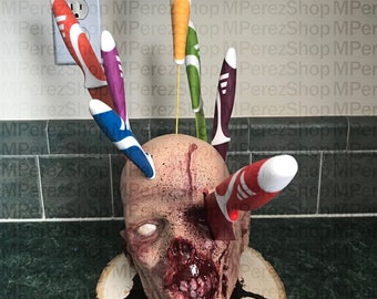 Zombie head knife holder for kitchen storage