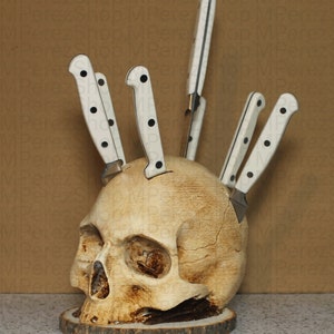 Skull Knife Holder, Hand-Painted PLA & Wood Kitchen Block, Holds 6 Knives, Gothic Decor