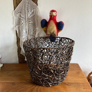 Vintage mand gaas, mand van wijnstok ranken, grote ronde houten mand, planten mand, opslag, home decoratie