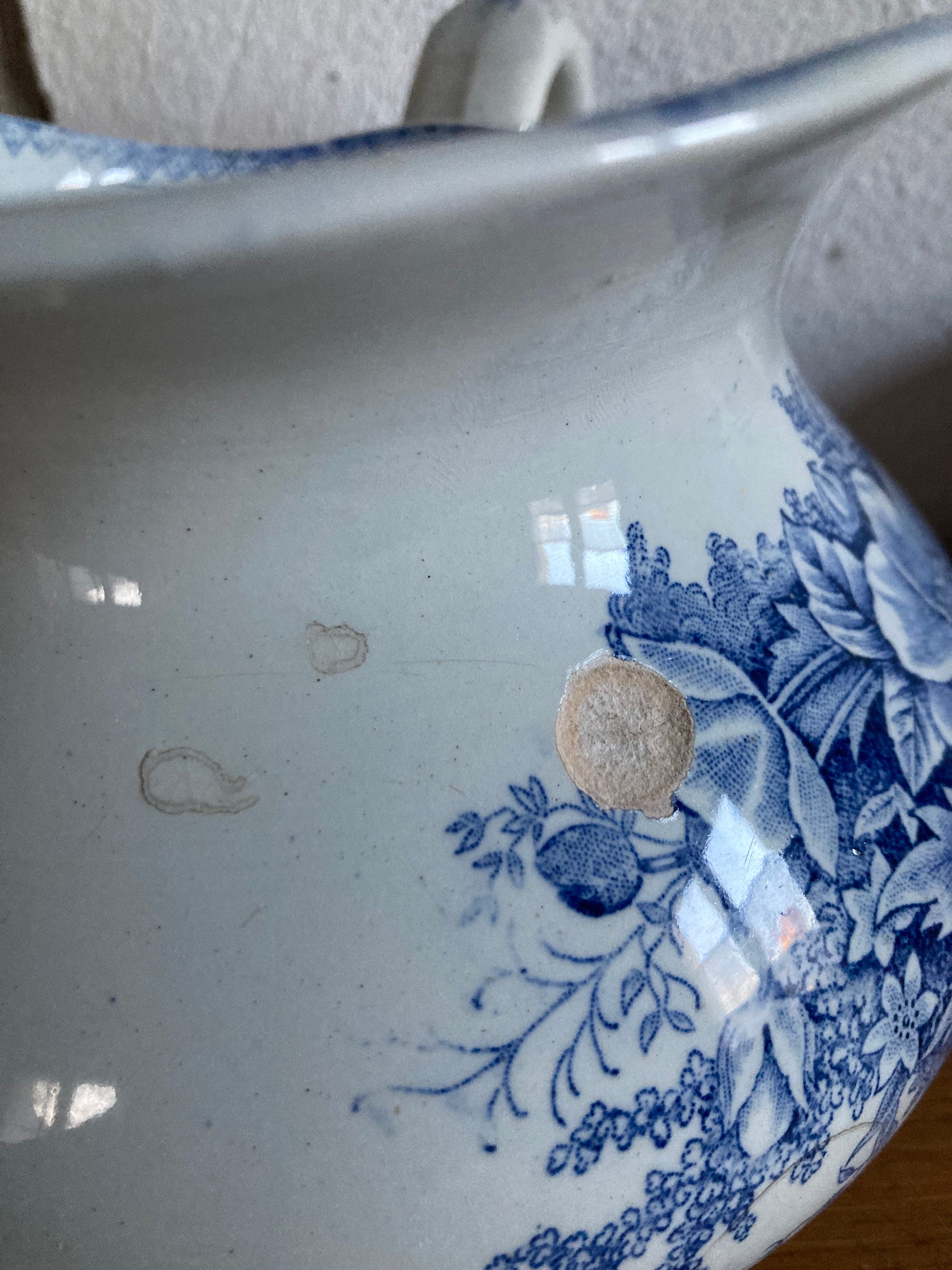ANCIENNE SAUCIERE EN Faience Terre De Fer Modele Moscou Decor Floral