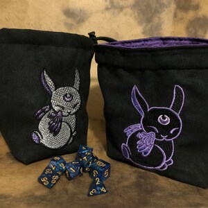 Würfelbeutel/bestickter Würfelbeutel/ Zauberwesen Kaninchen/Wendewürfelbeutel/Runensteinbeutel/ Tarotkarten Beutel/ Chibi Kaninchen