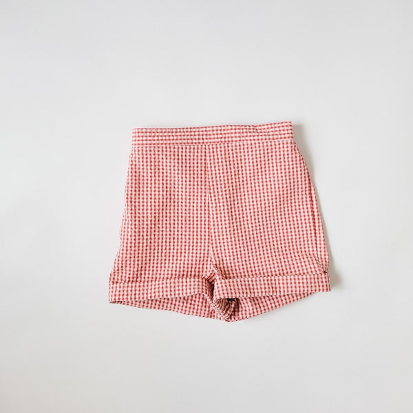 Size 6 Red and white gingham shorts for toddler girls, highwaisted cuffed shorts